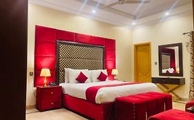 Infinity Hotel
